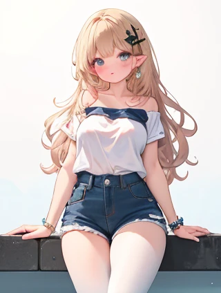 临沂长途汽车站：城市脉搏的跳动与光屁屁美女：网络时代的隐喻